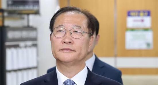 South Korea's Ex-Justice Minister Gets 25 Years